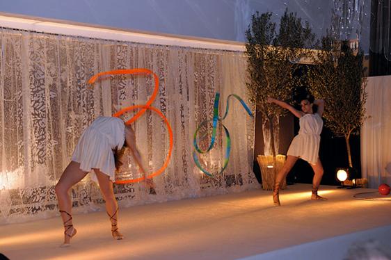 ATNOV486.jpg - Athenian Dreams (Galadinner)